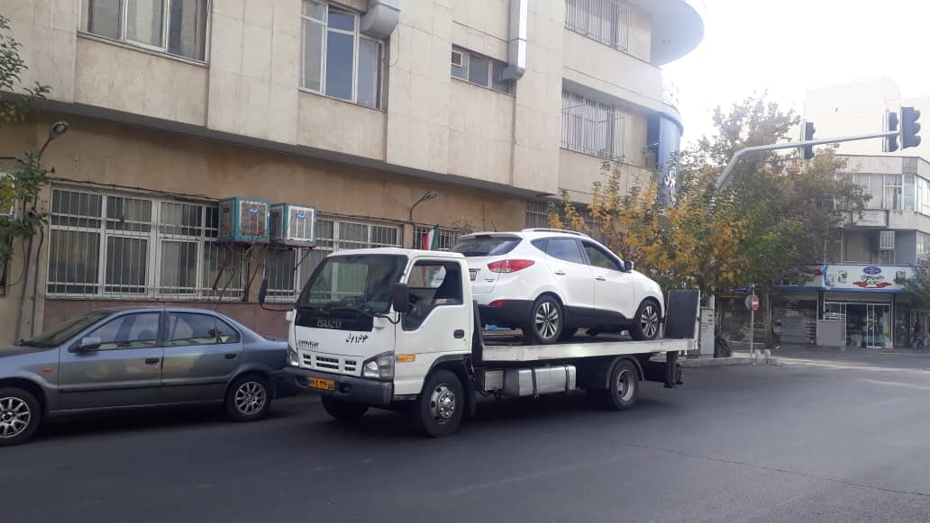 راهنمای کامل حمل خودرو در تهران در روزهای شلوغ (ترفندها و نکات مهم) 1 - خودروبران سبز