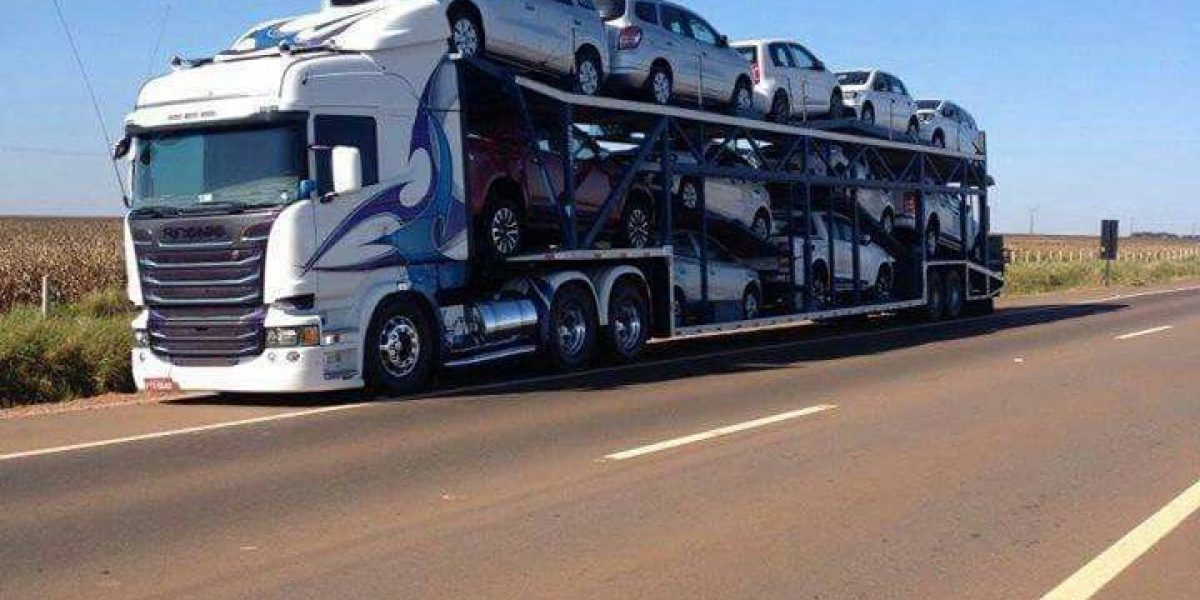 تصویری از حمل خودرو در اتوبان های خارج